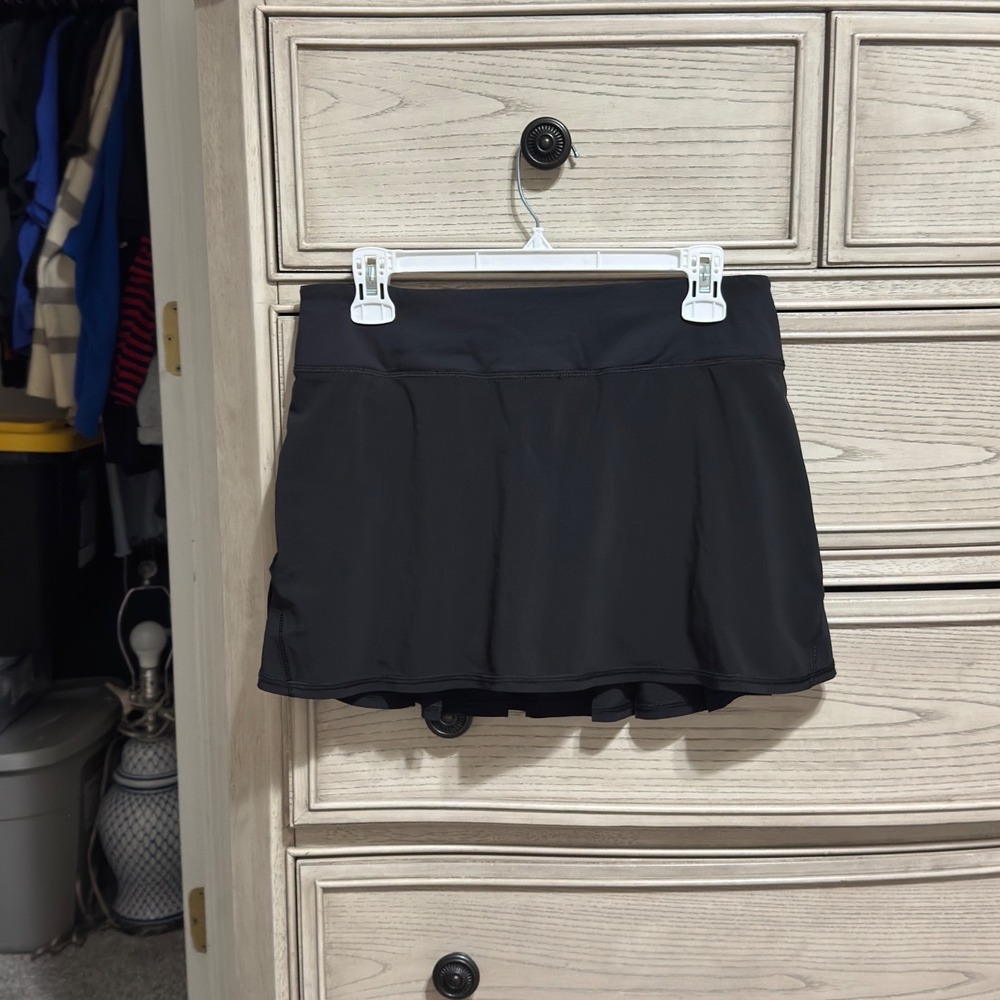 Lululemon Pace Setter Skirt Black Ruffle Athletic Tennis Running Skort Size 6